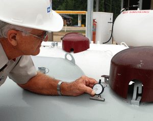 Inspecting Pit Depth - Pipe Straightness Gages